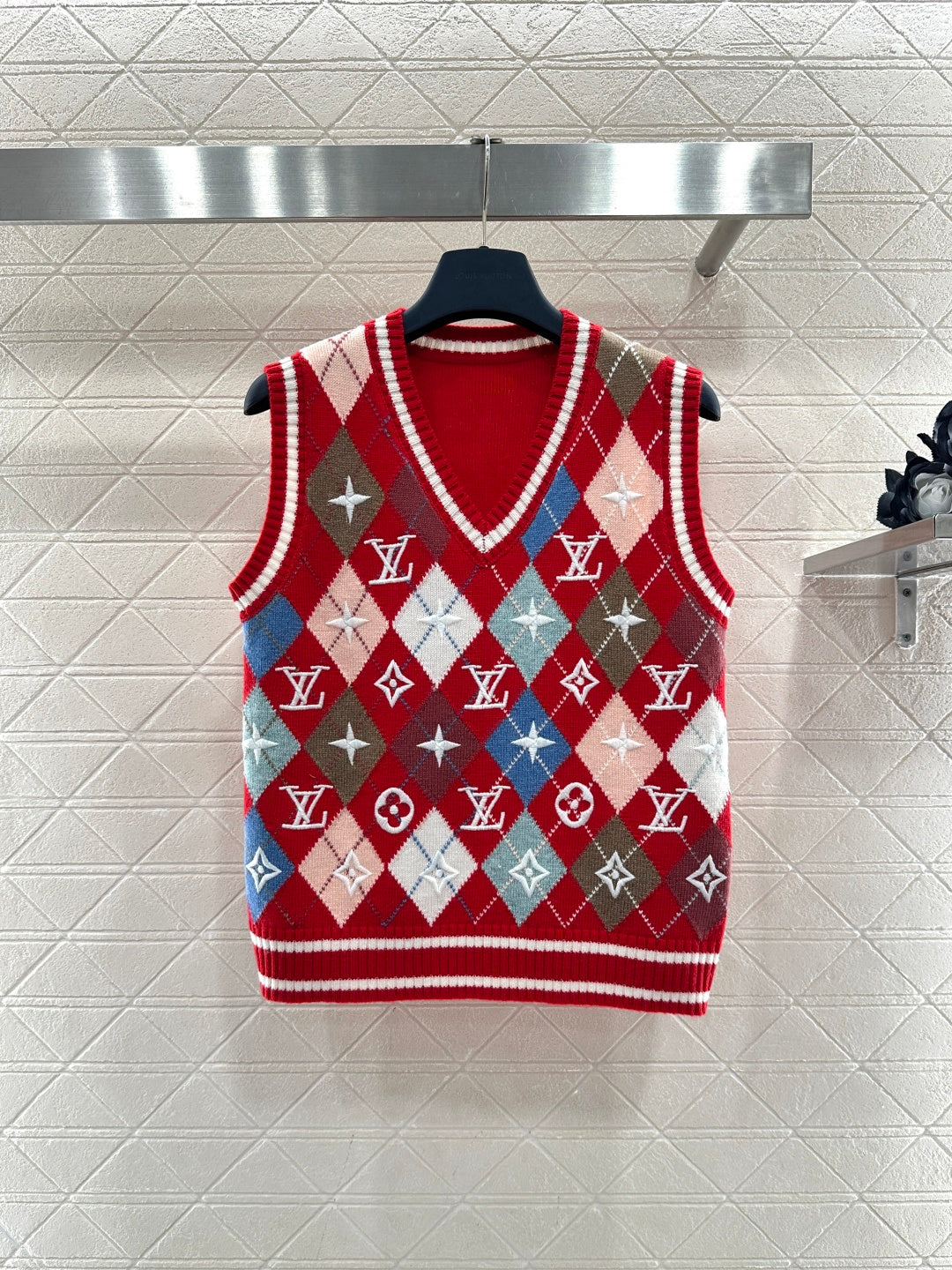 26SS NEW Embroidered Knit Vest