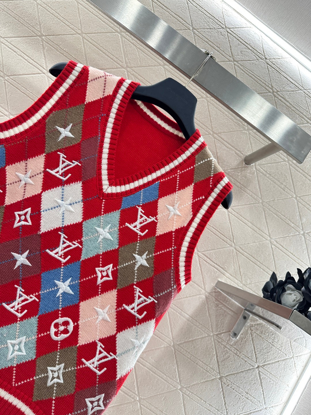 26SS NEW Embroidered Knit Vest