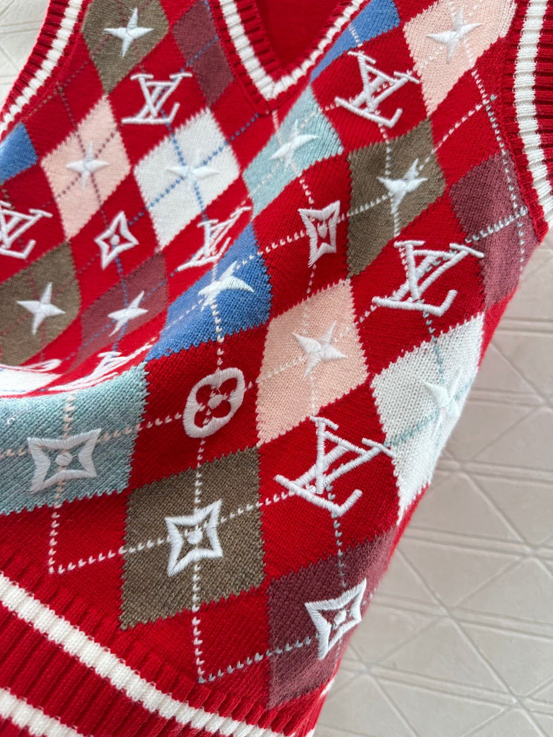 26SS NEW Embroidered Knit Vest