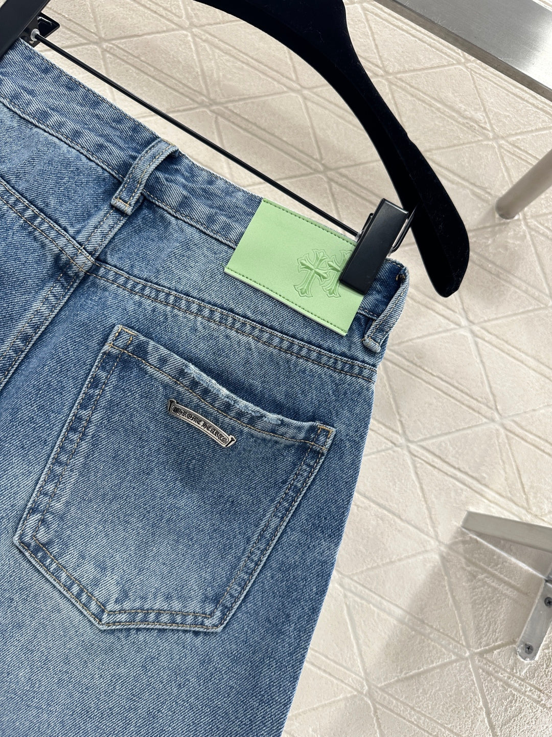 26SS NEUE Jeans