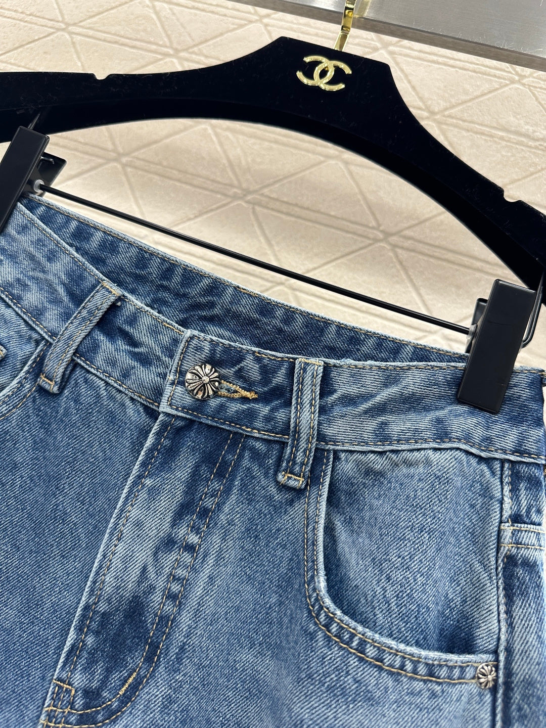 26SS NEUE Jeans