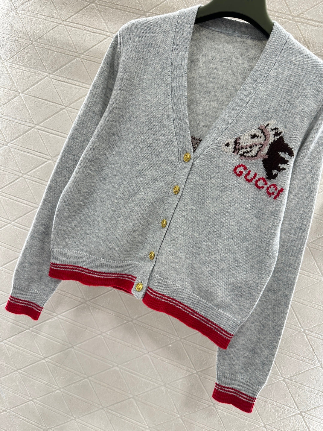 26SS NEUER Strickcardigan