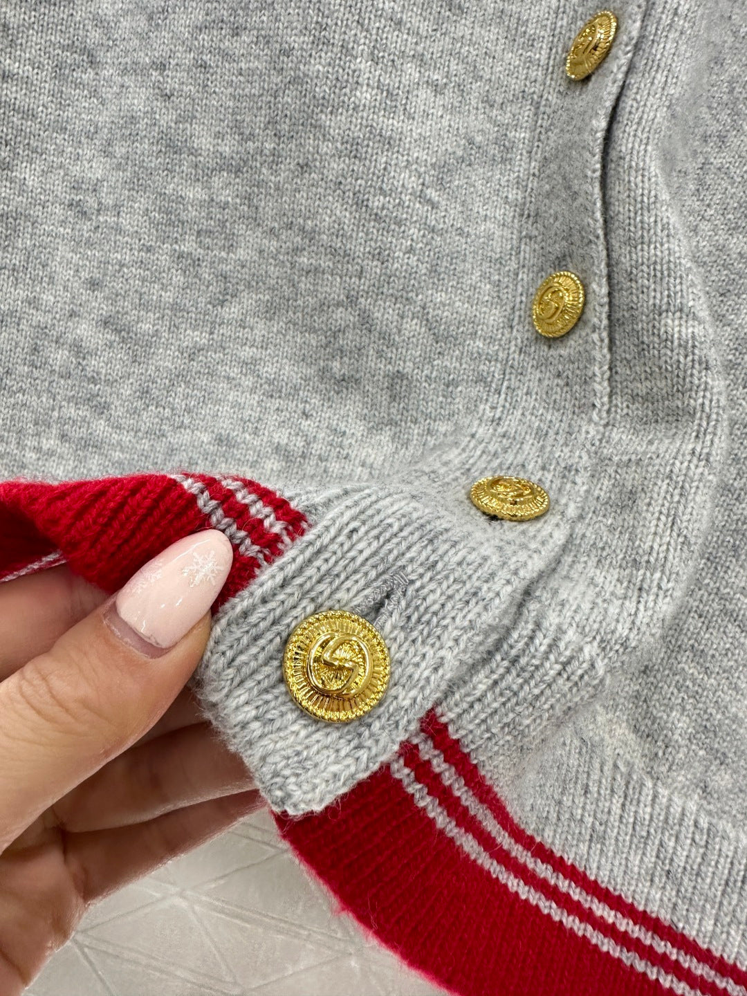 26SS NEUER Strickcardigan
