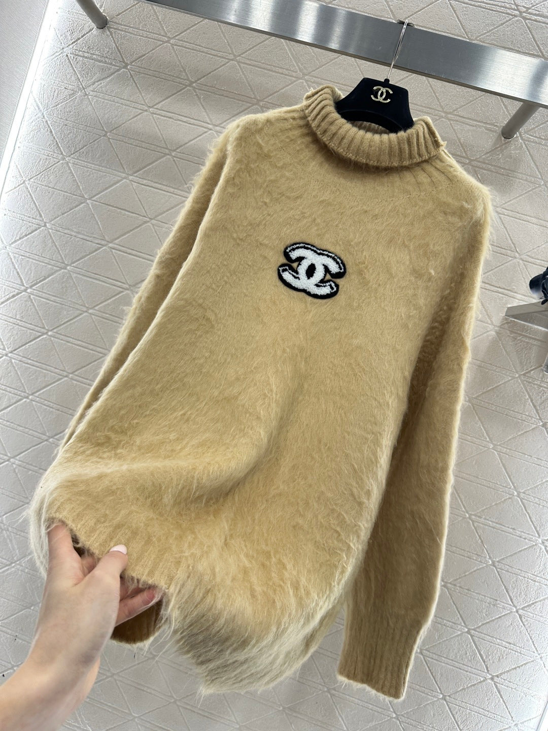 26SS Neuer Pullover