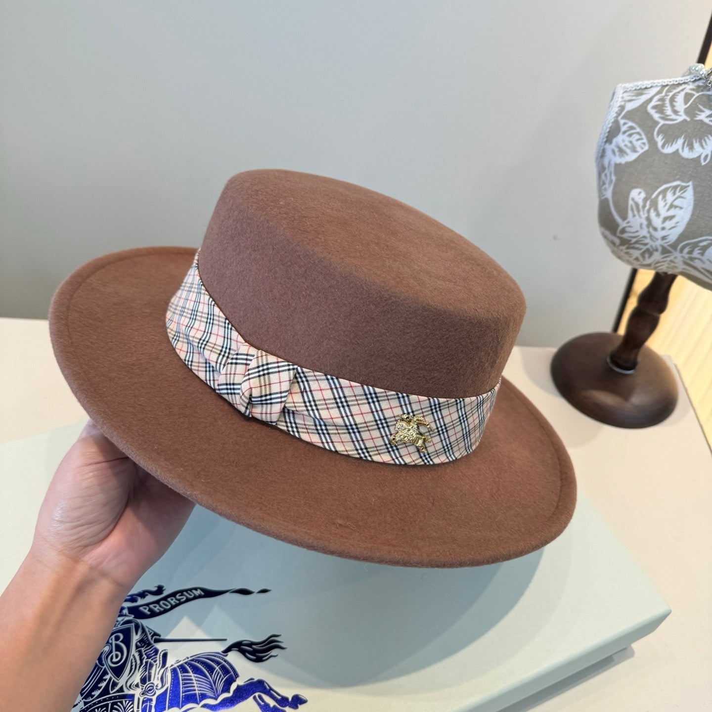 26SS NEUER Woll-Flat-Top-Hut