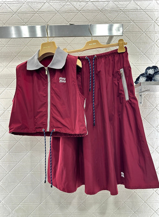 26SS NEW Vest and half skirt set