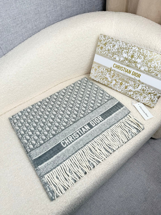26SS NEUES Tuch