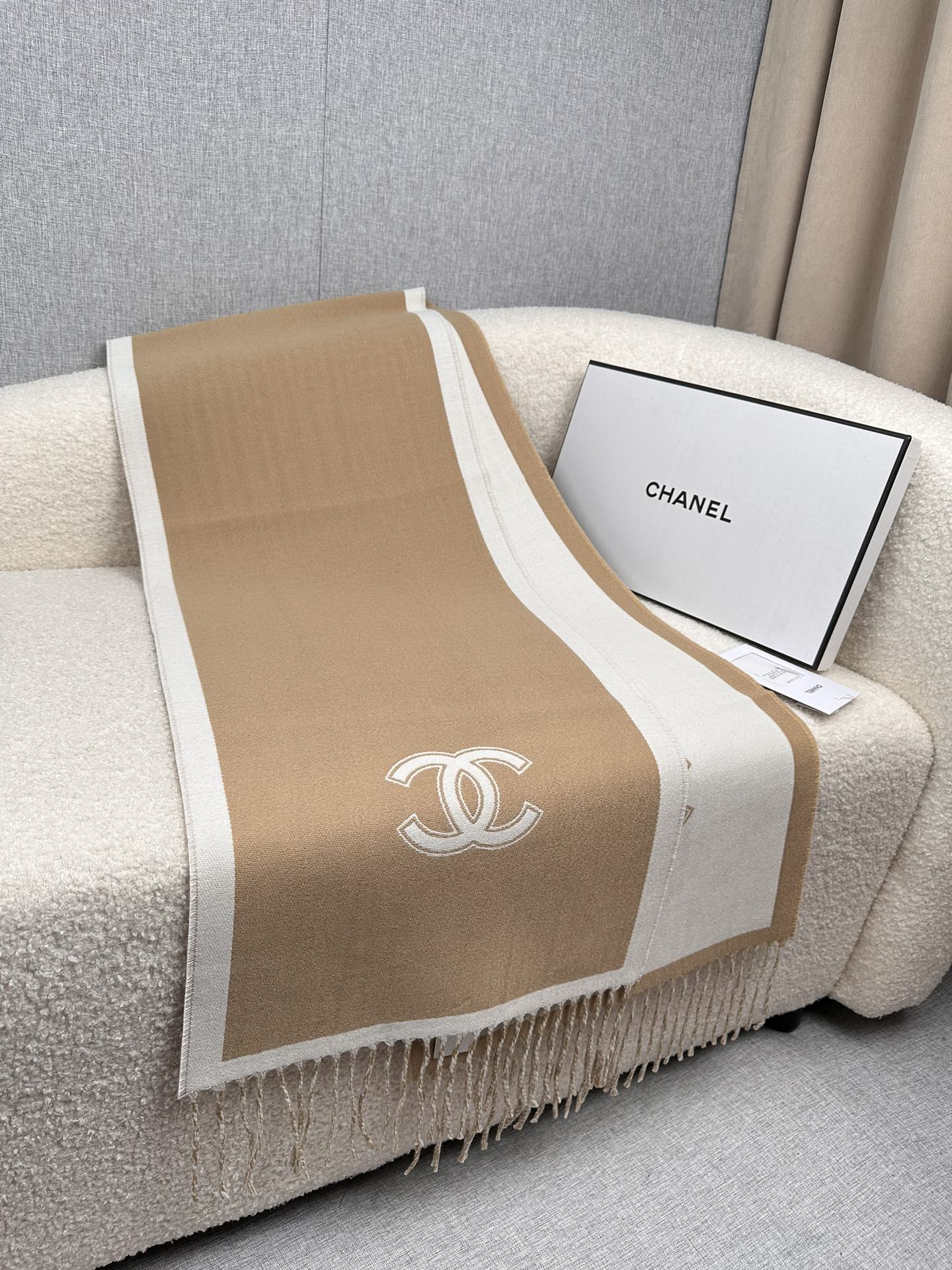 26SS NEUES Tuch