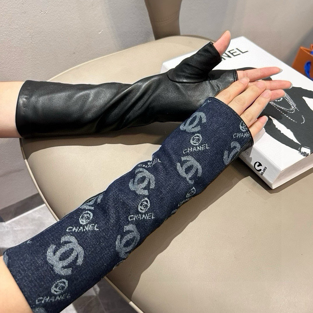 26SS Nuevo denim con guantes de cuero