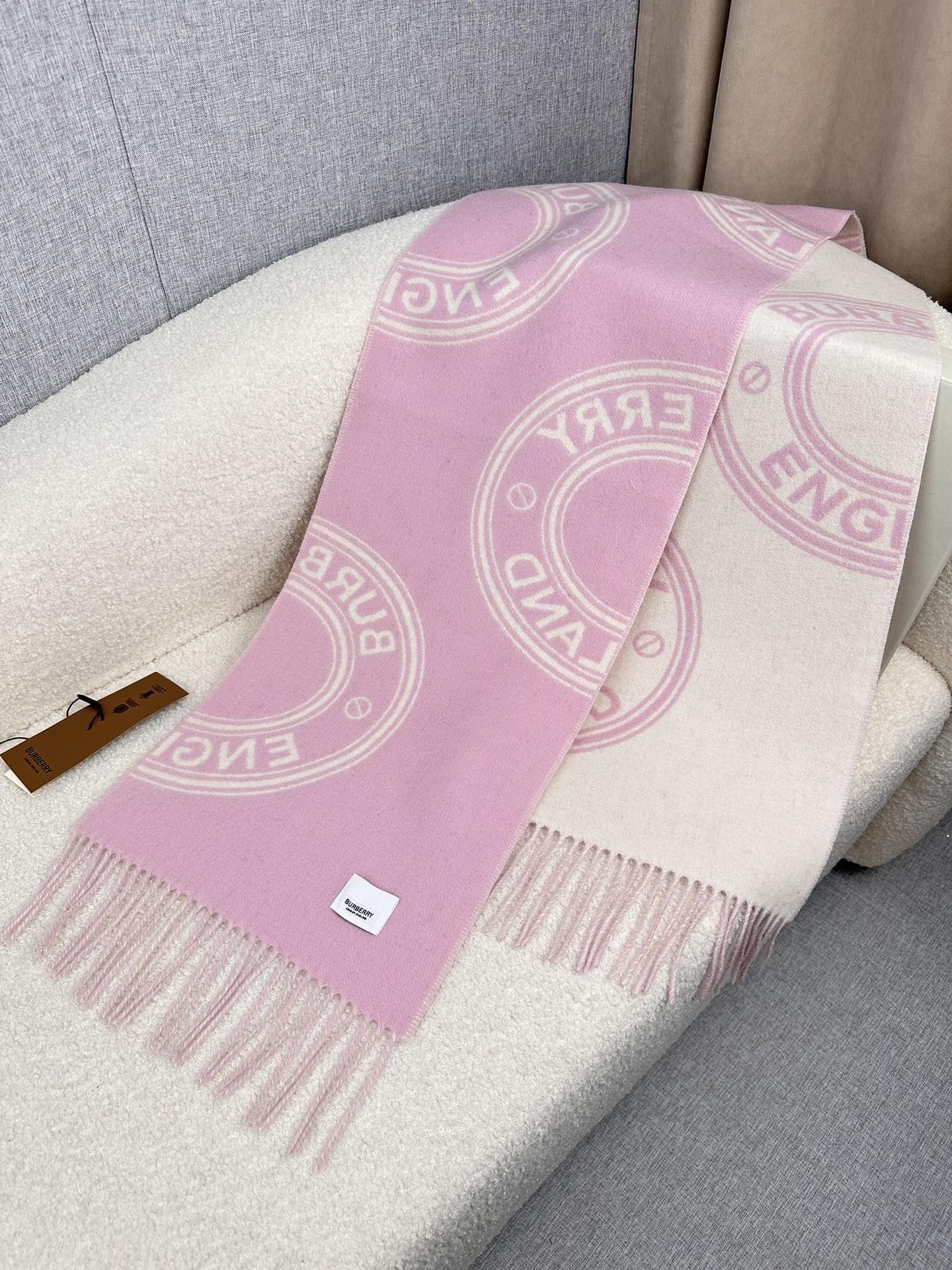 26SS Neuer Wendeschal aus zweifarbigem Wollstoff