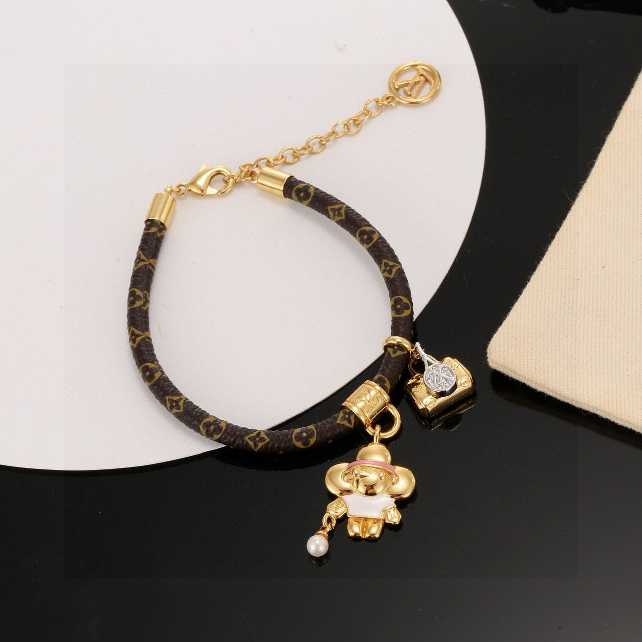 26SS Neues Armband