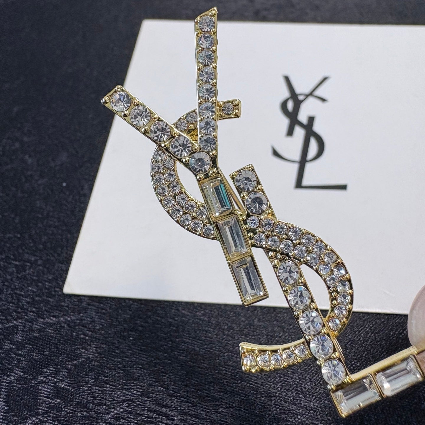 26SS NUEVO broche de oro con diamantes