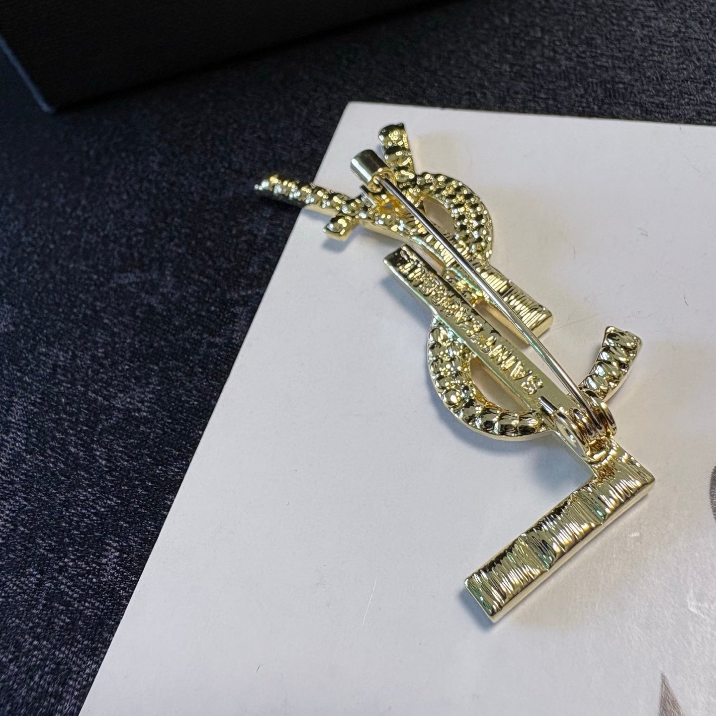 26SS NUEVO broche de oro con diamantes