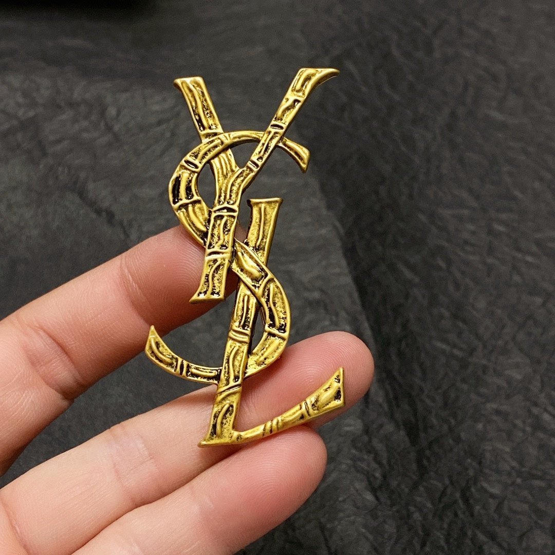 Broche de madera NUEVO 26SS