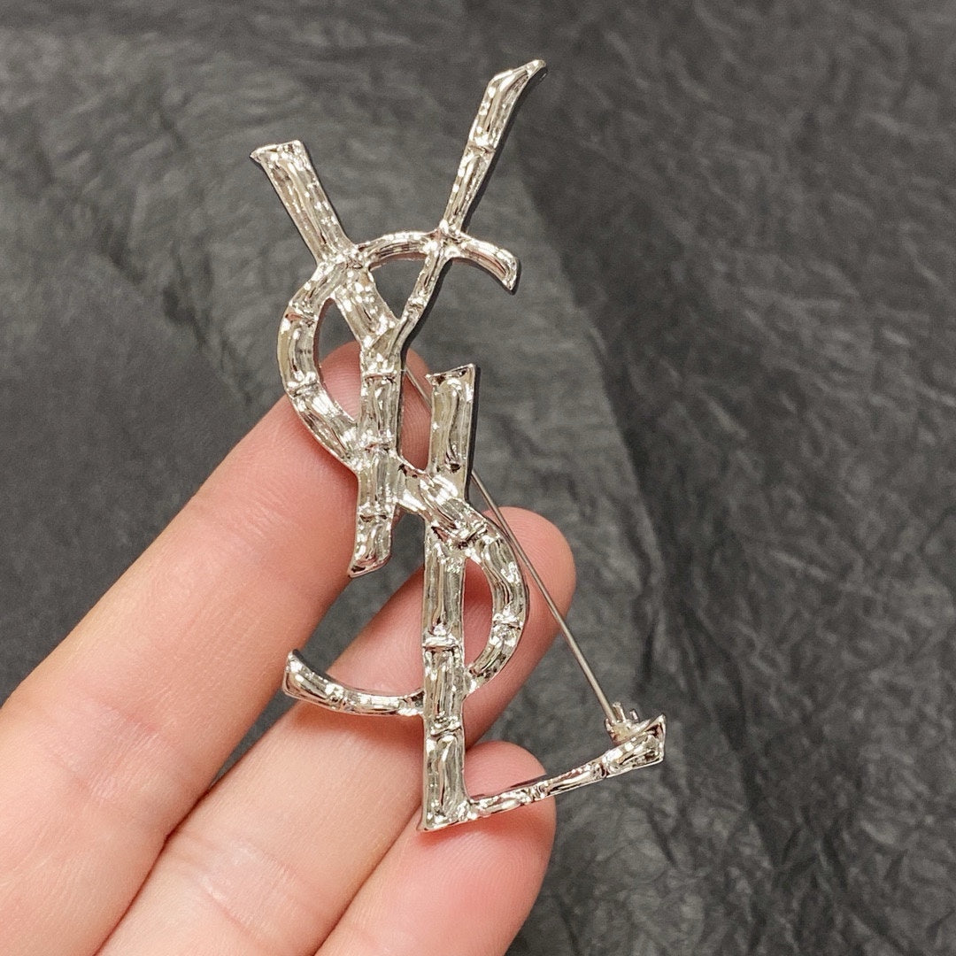 Broche de madera NUEVO 26SS