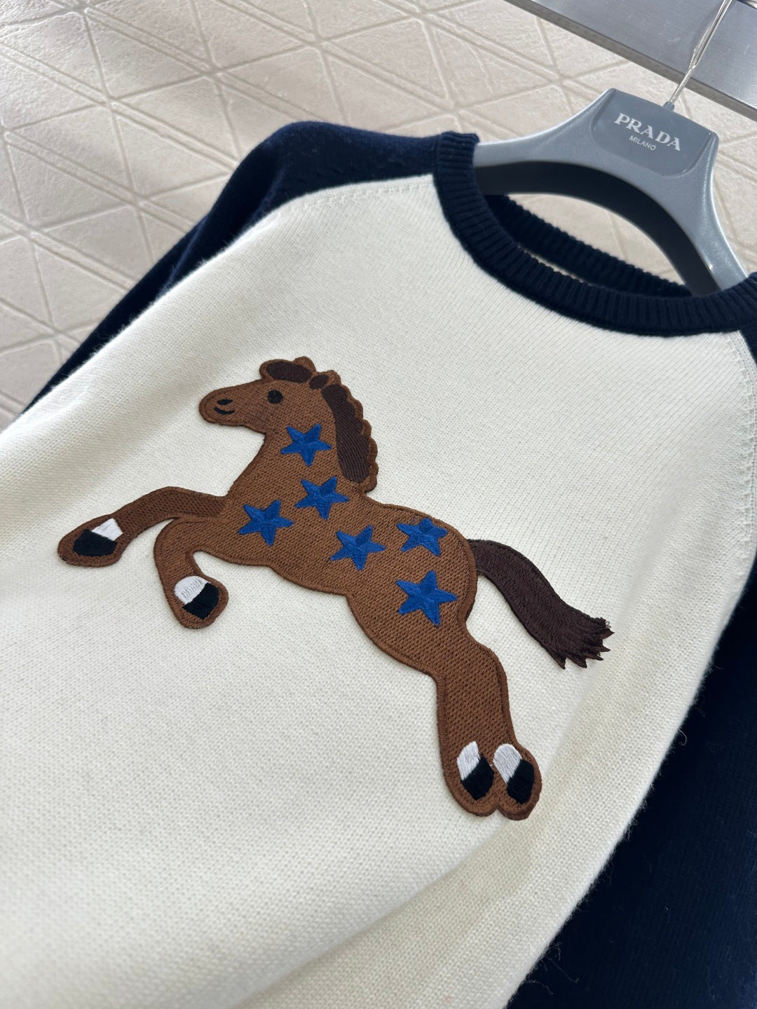 26SS NEW Knitted sweater