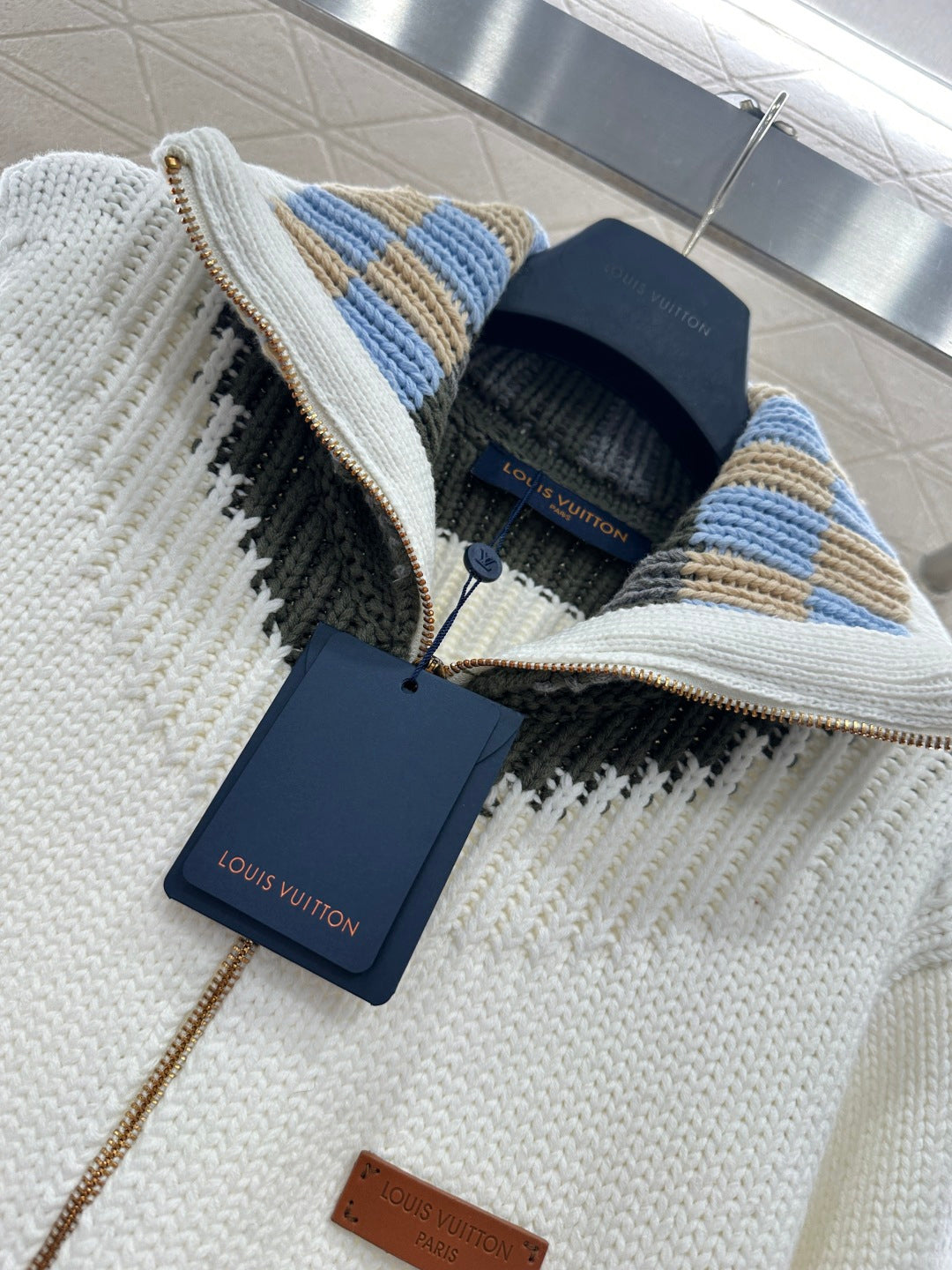 26SS NEU Strickjacke