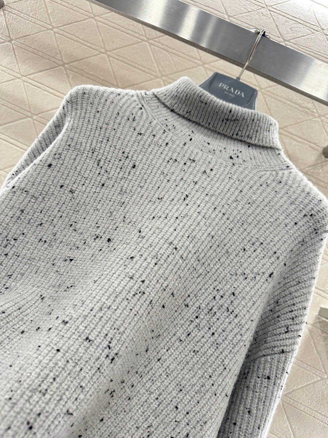 26SS NEW Knitted sweater