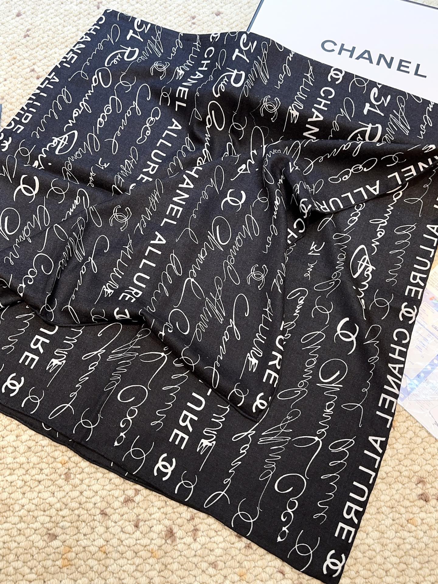 Mantón de terciopelo NUEVO 26SS