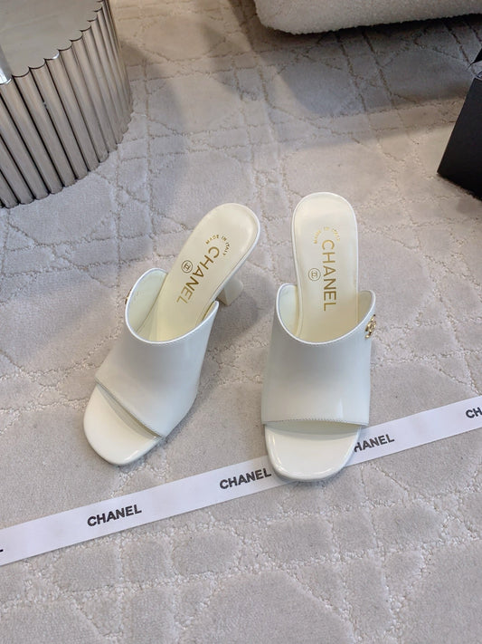 26SS NEW High-heeled sandals