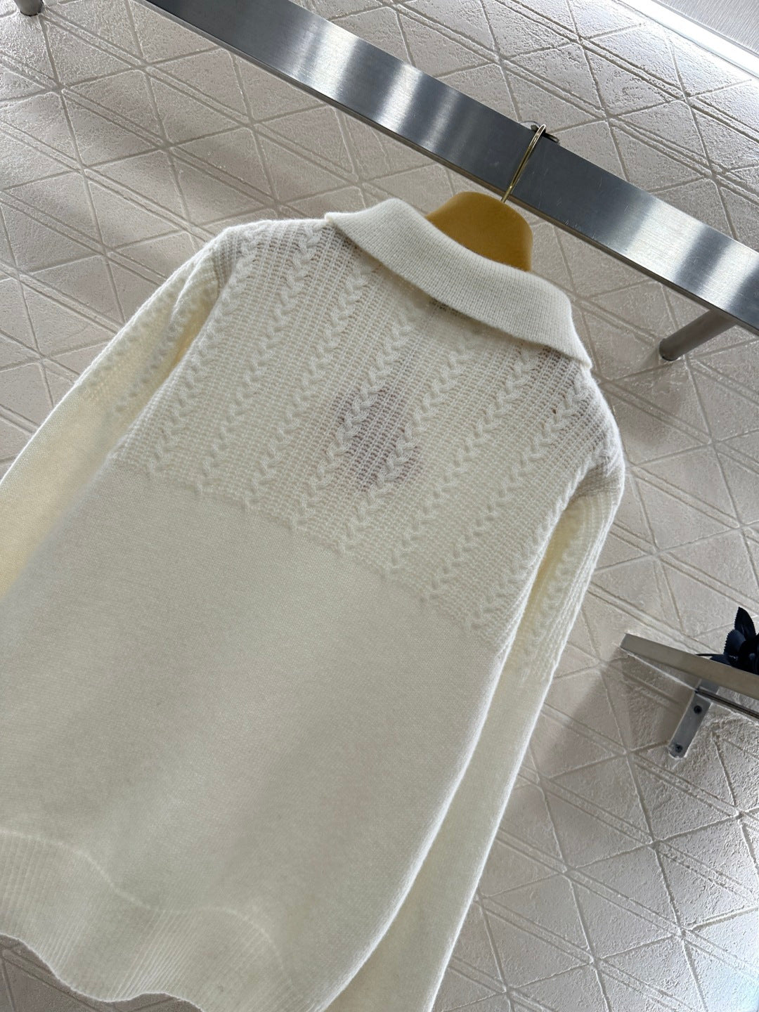 26SS NEW Knitted sweater