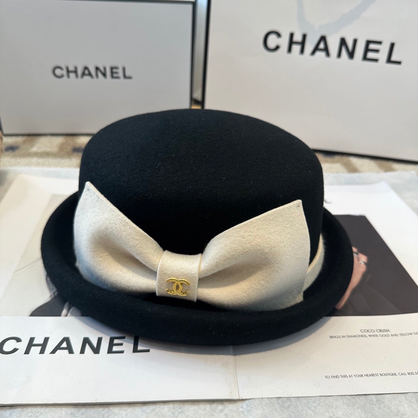 26SS NEUER Vintage-Filzhut aus Wolle