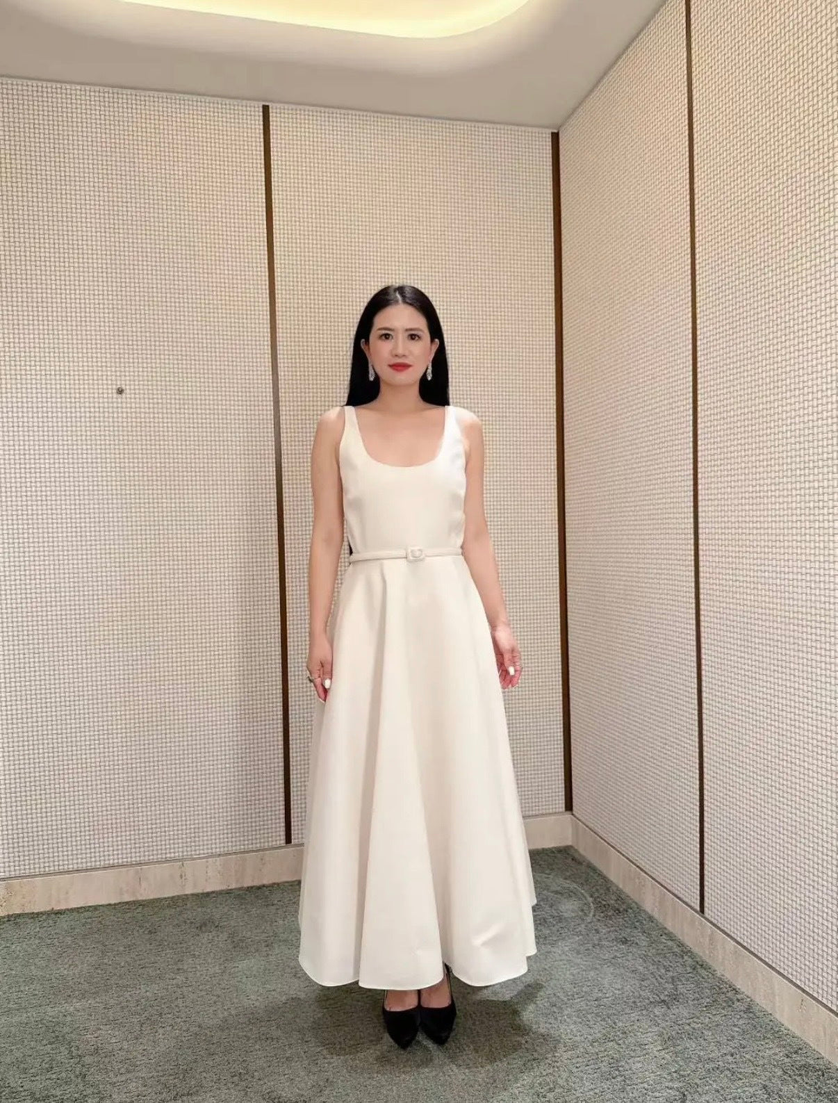 26SS NEW classic sleeveless belted dress