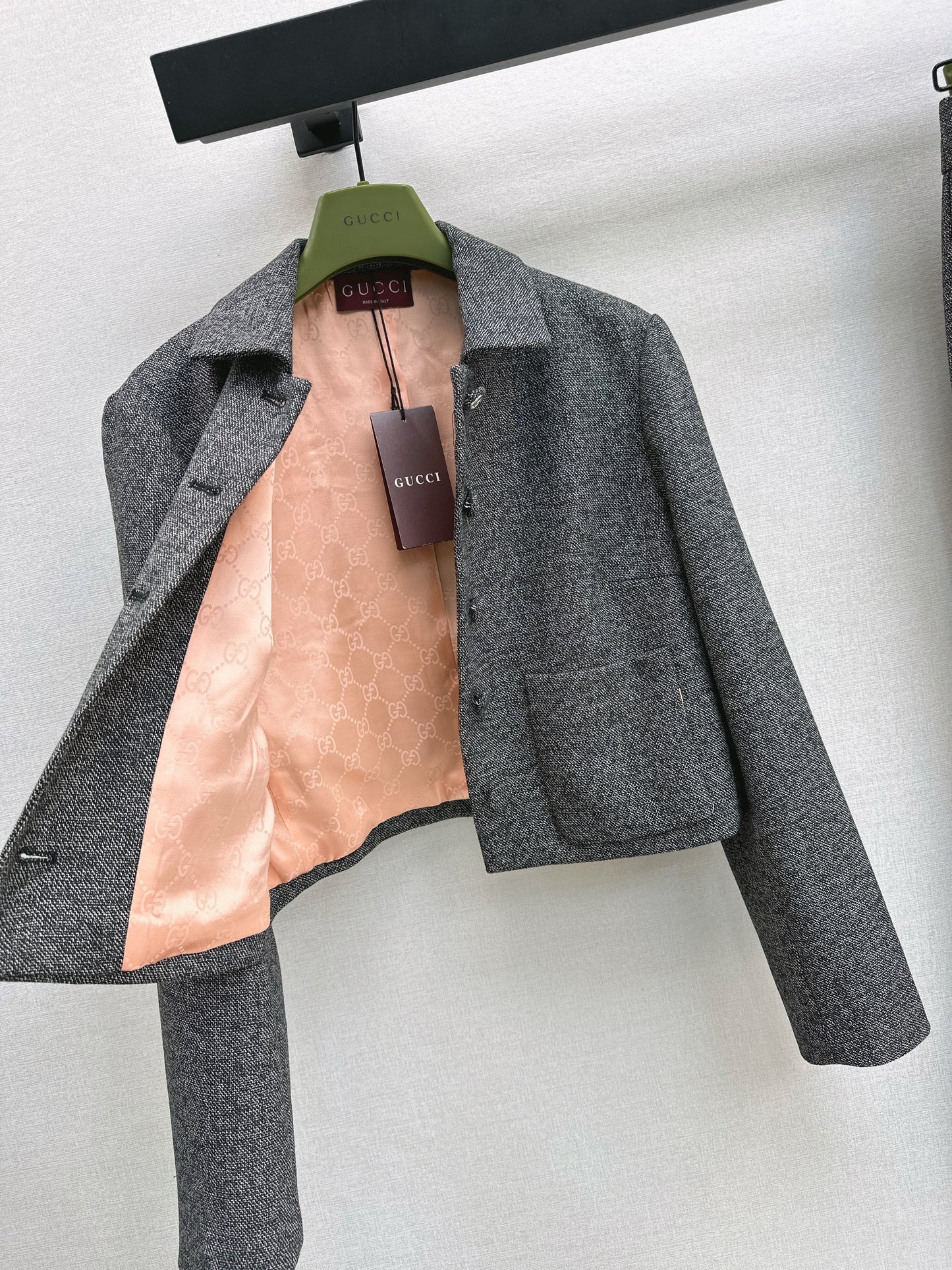 26SS NEUE Jacke mit Umlegekragen
