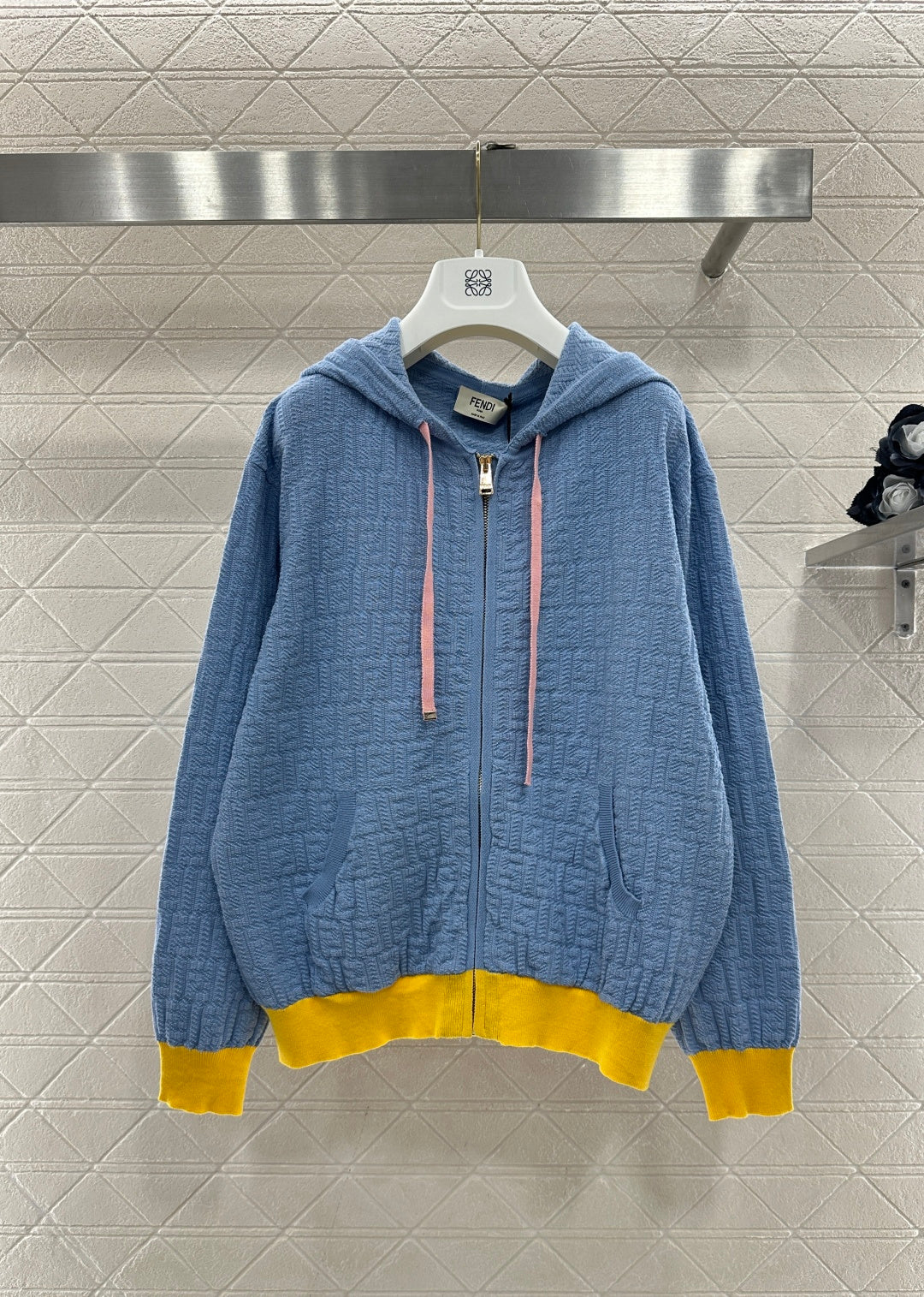 26SS NEUE Strickjacke