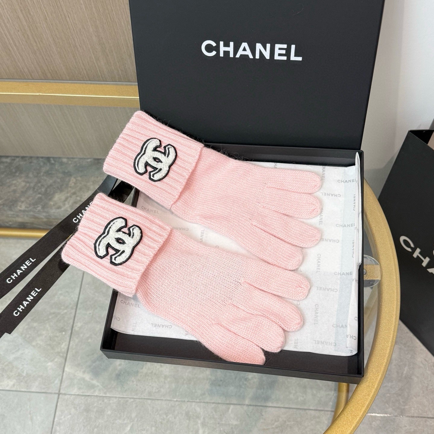 26SS NEUE Handschuhe aus Wolle