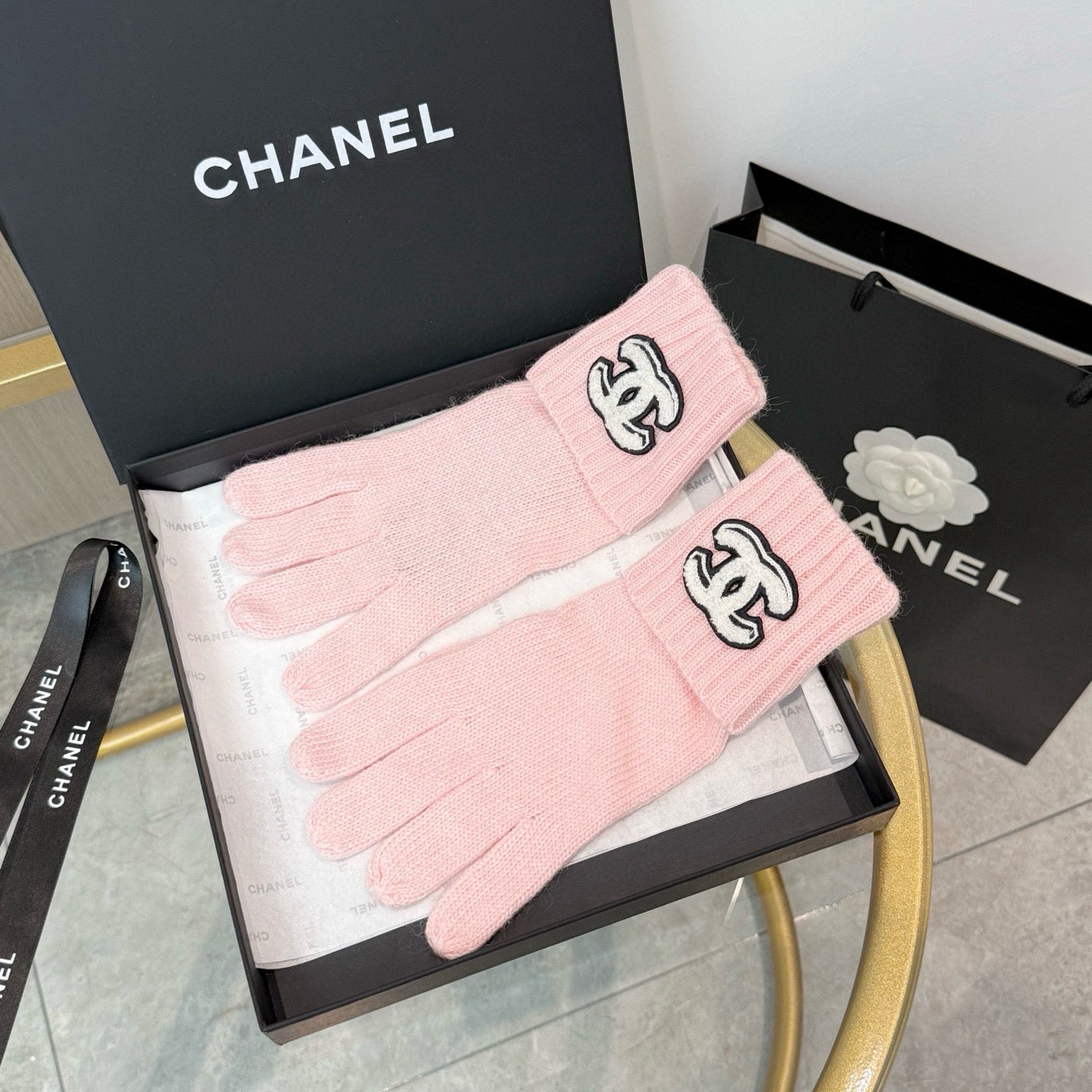 26SS NEUE Handschuhe aus Wolle