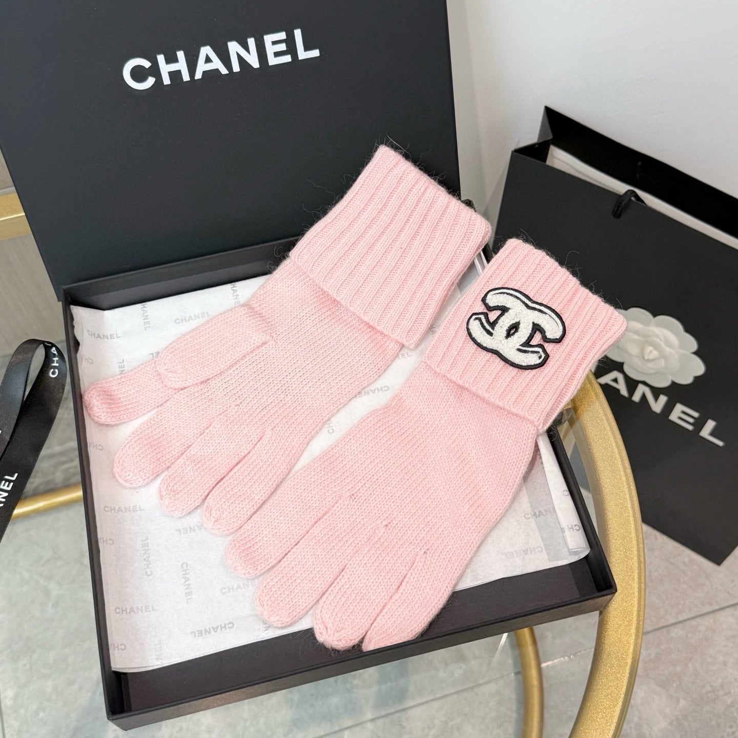 26SS NEUE Handschuhe aus Wolle