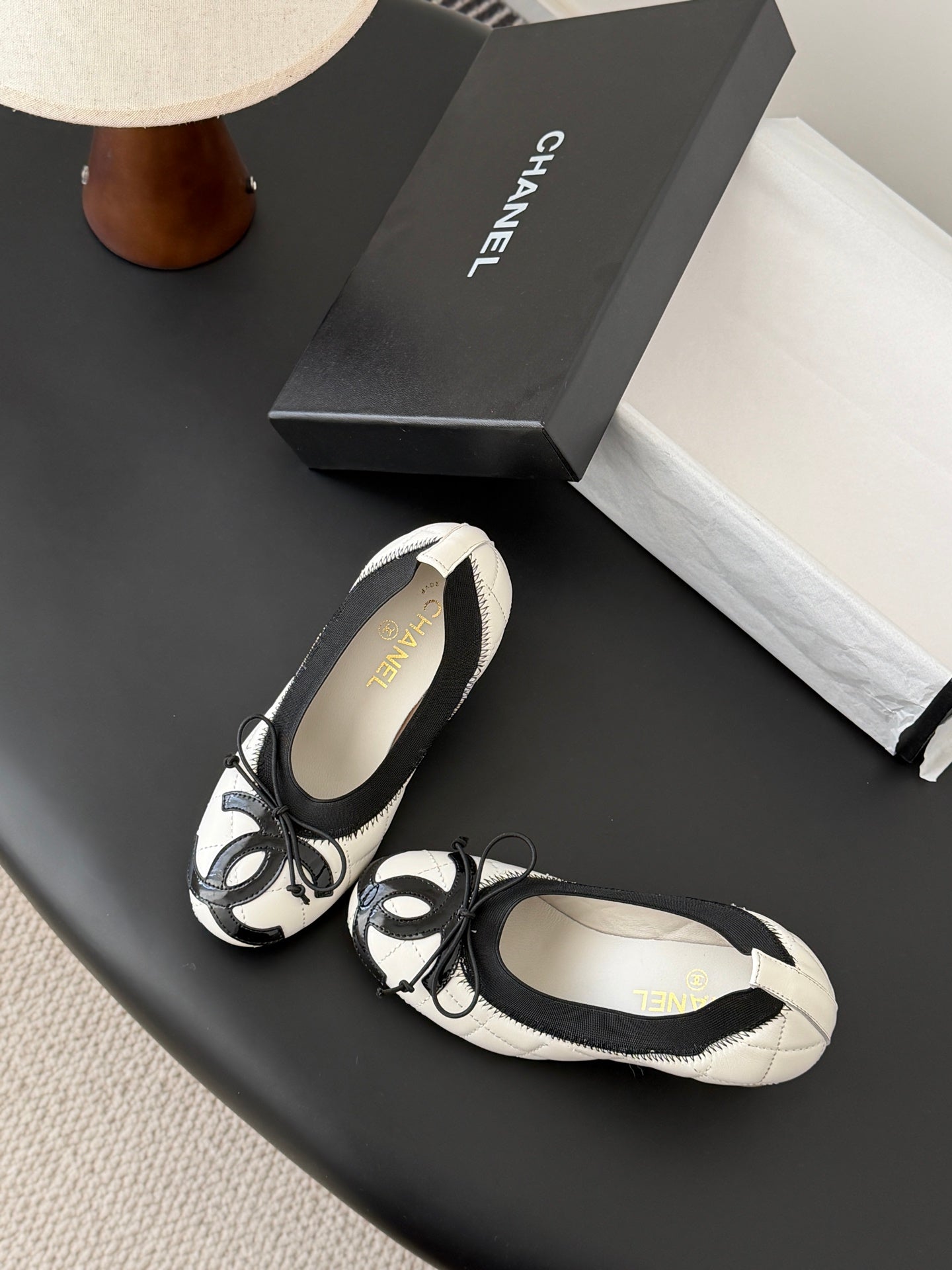 26SS NEUE Ballerinas mit klobigem Absatz (Absatzhöhe: 4,5 cm)