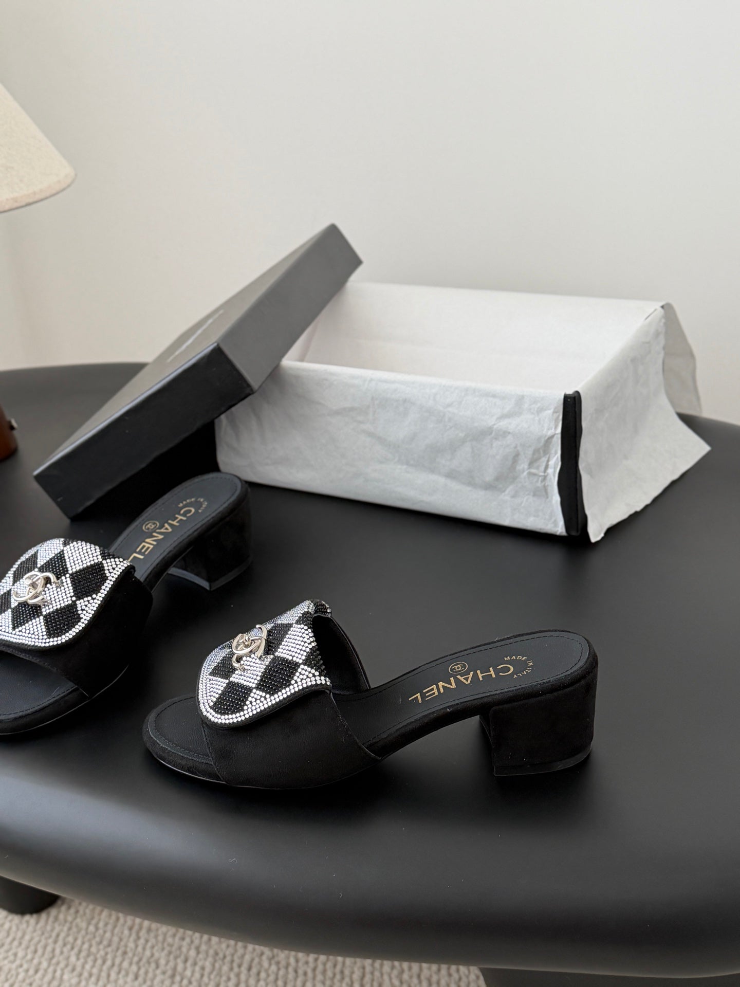 26SS NEW rhinestone-embellished chunky sandals