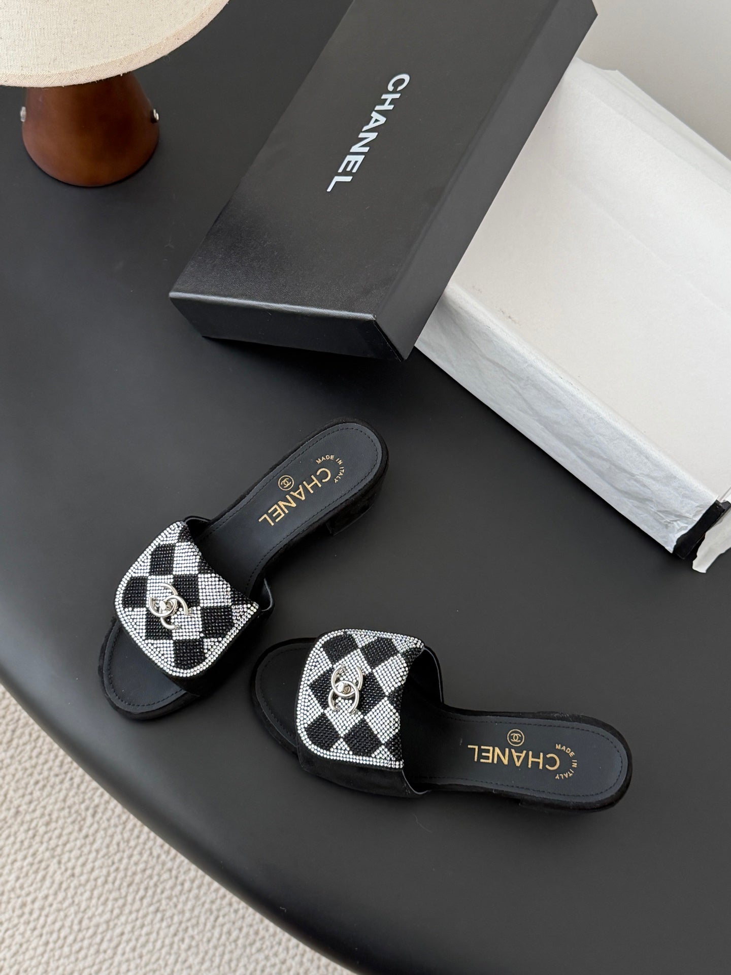 26SS NEW rhinestone-embellished chunky sandals