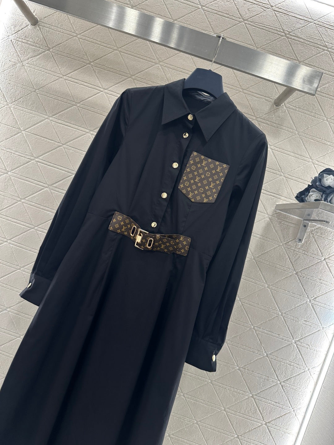 26SS NEUES Hemdkleid