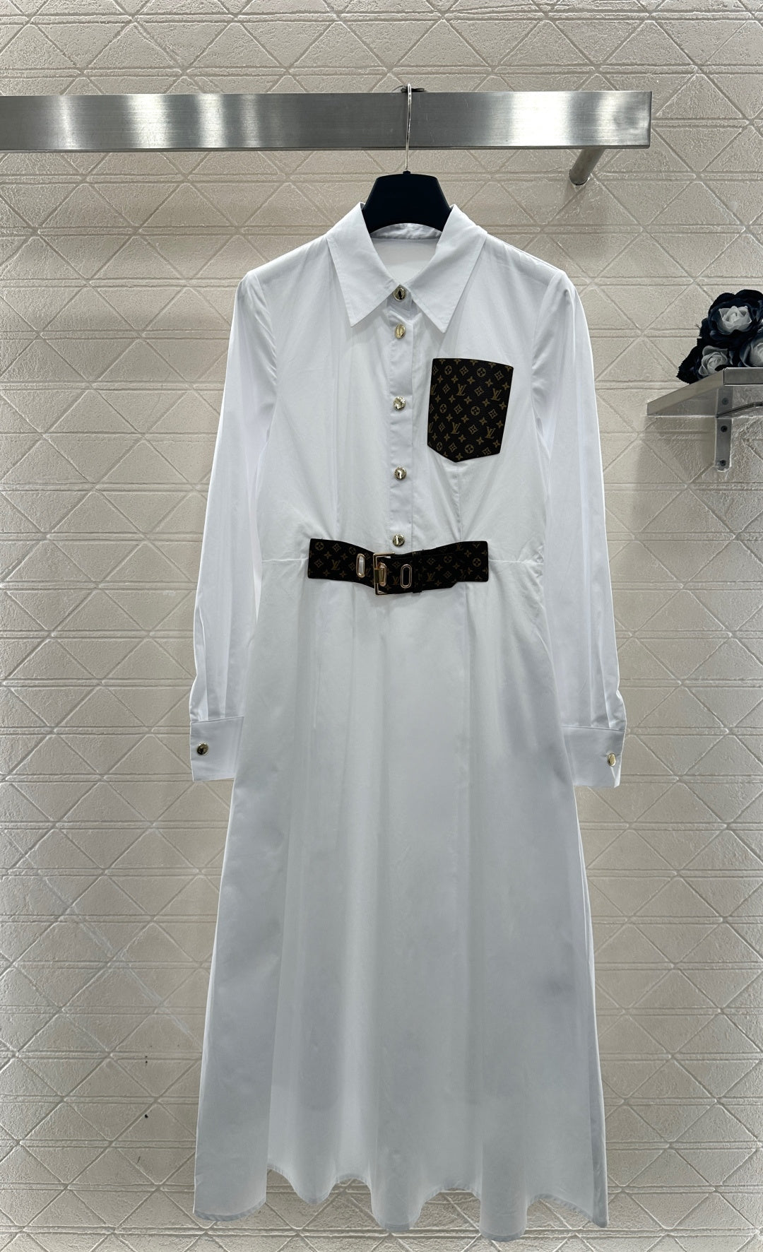 26SS NEUES Hemdkleid