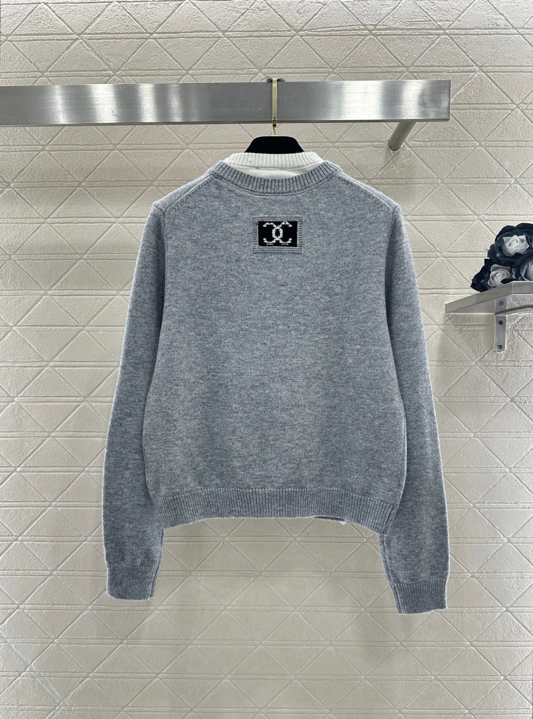 26SS NEUER Strickpullover