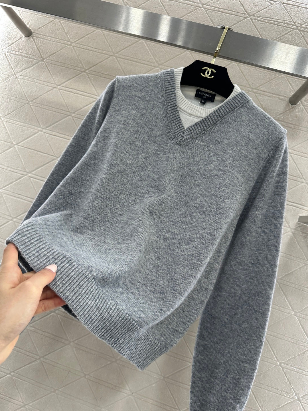 26SS NEUER Strickpullover
