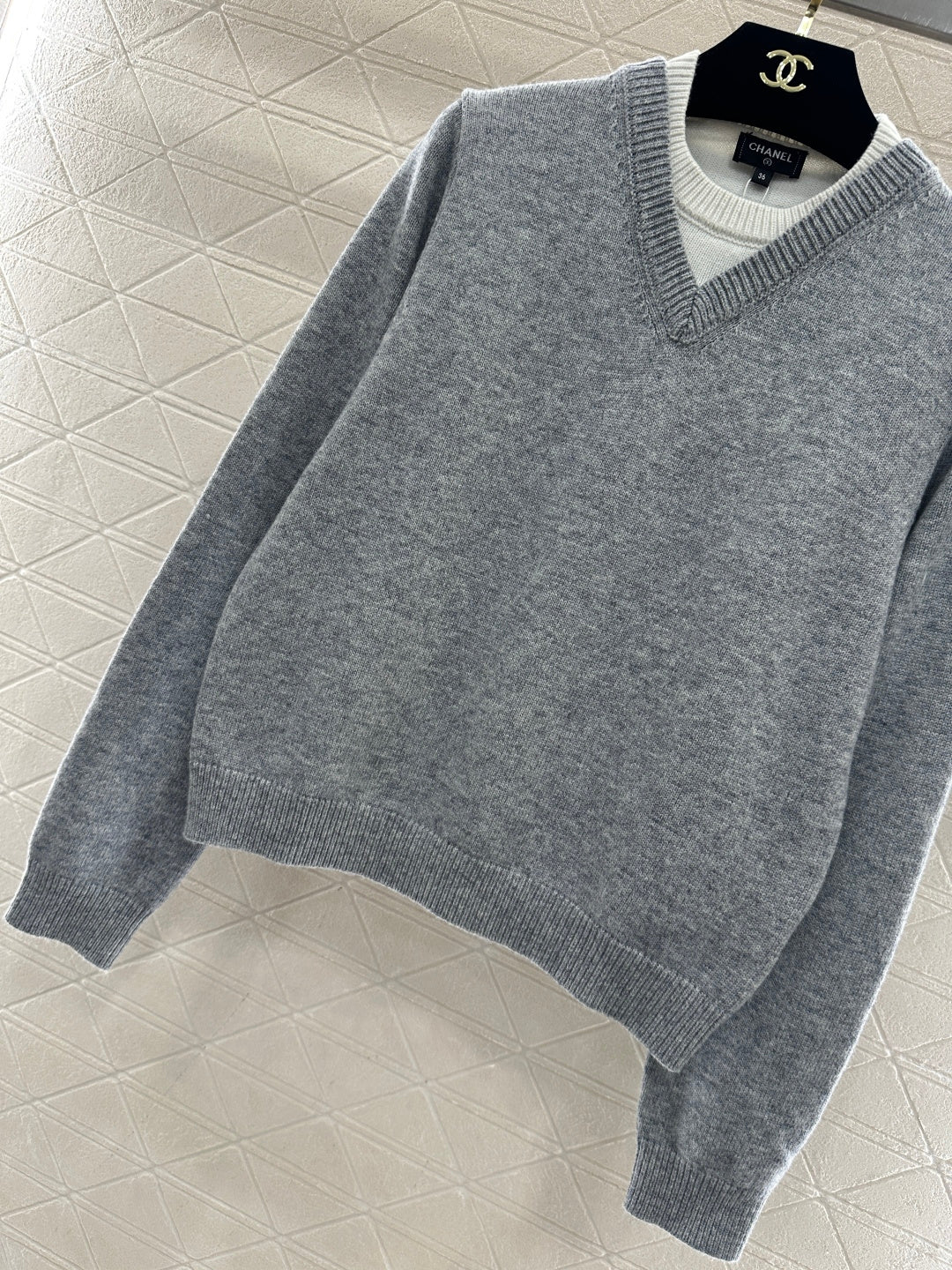26SS NEUER Strickpullover