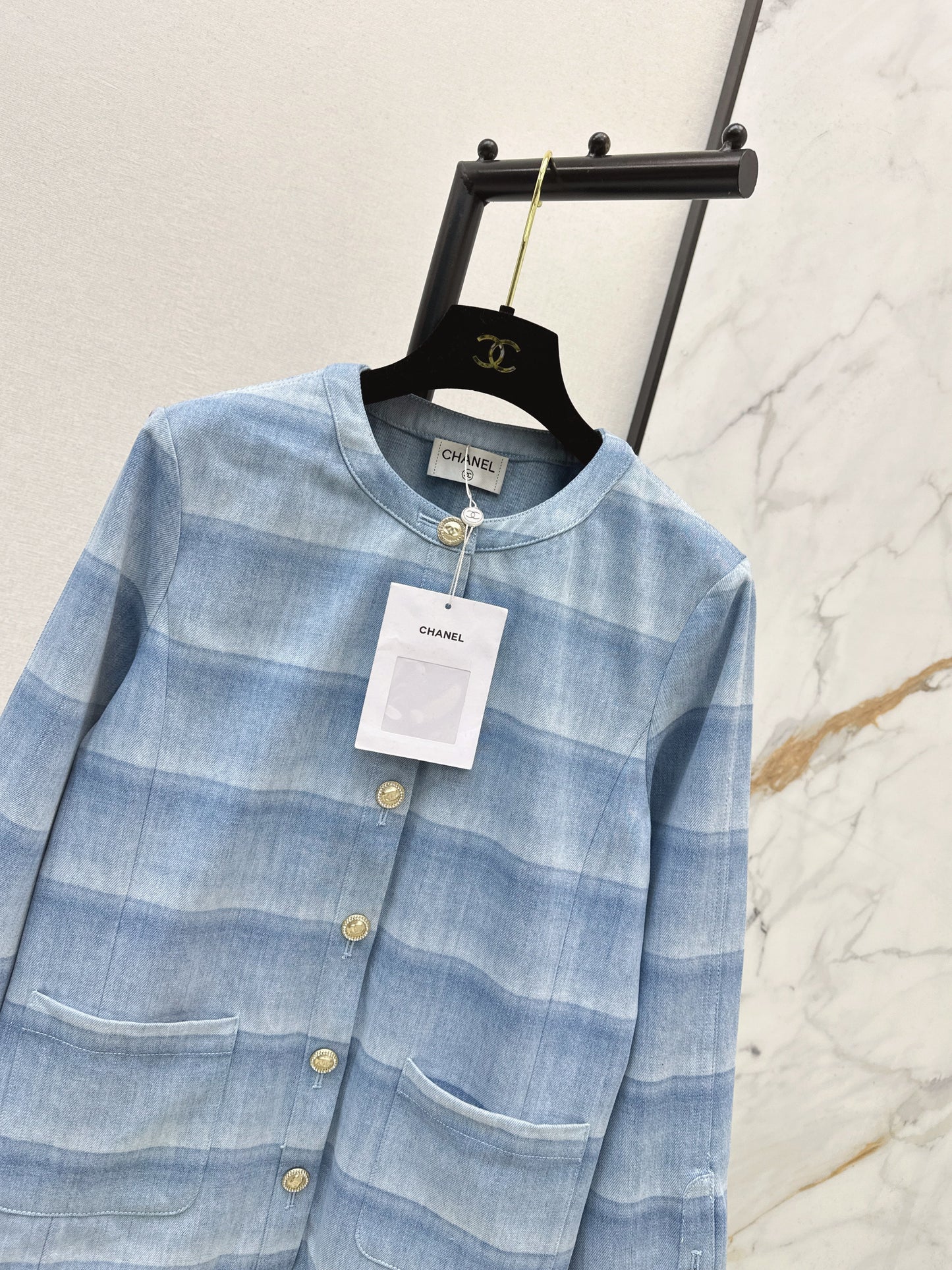 26SS NEUE Laser-washed gestreifte Jeansjacke