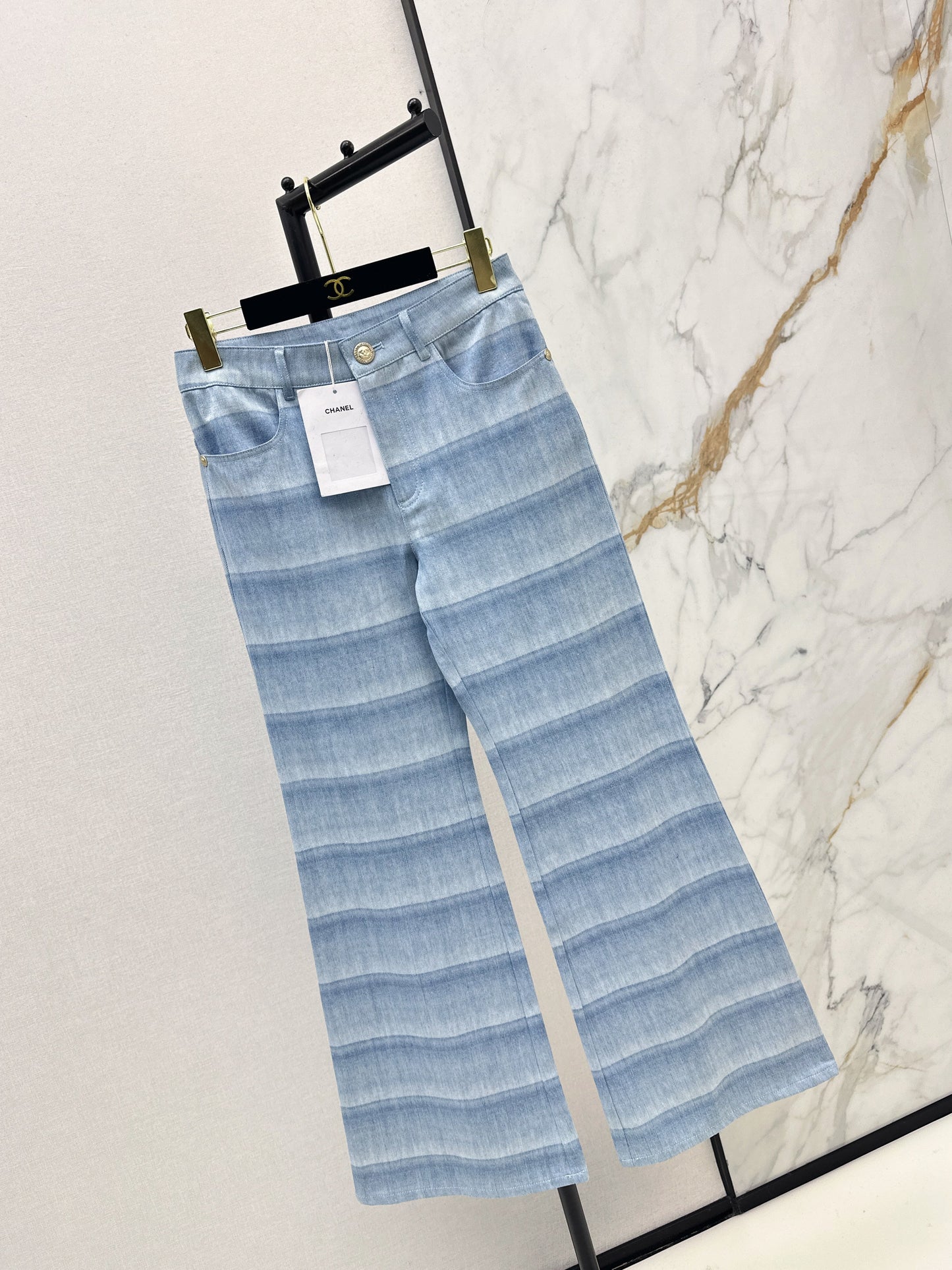 26SS NEUE Laser-washed gestreifte Schlagjeans