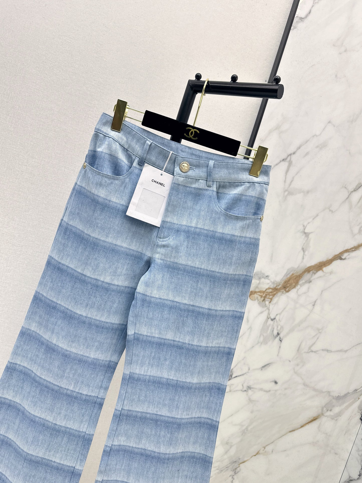 26SS NEUE Laser-washed gestreifte Schlagjeans
