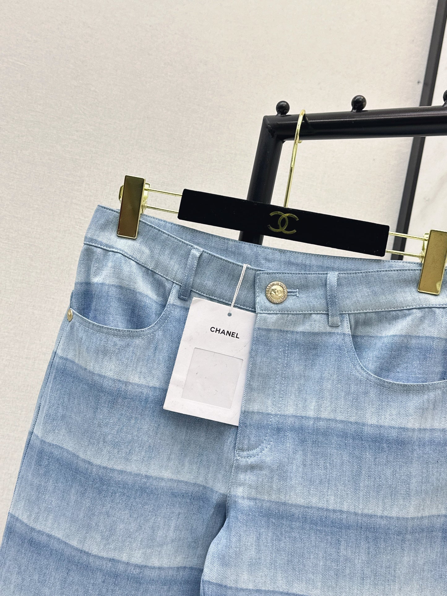 26SS NEUE Laser-washed gestreifte Schlagjeans