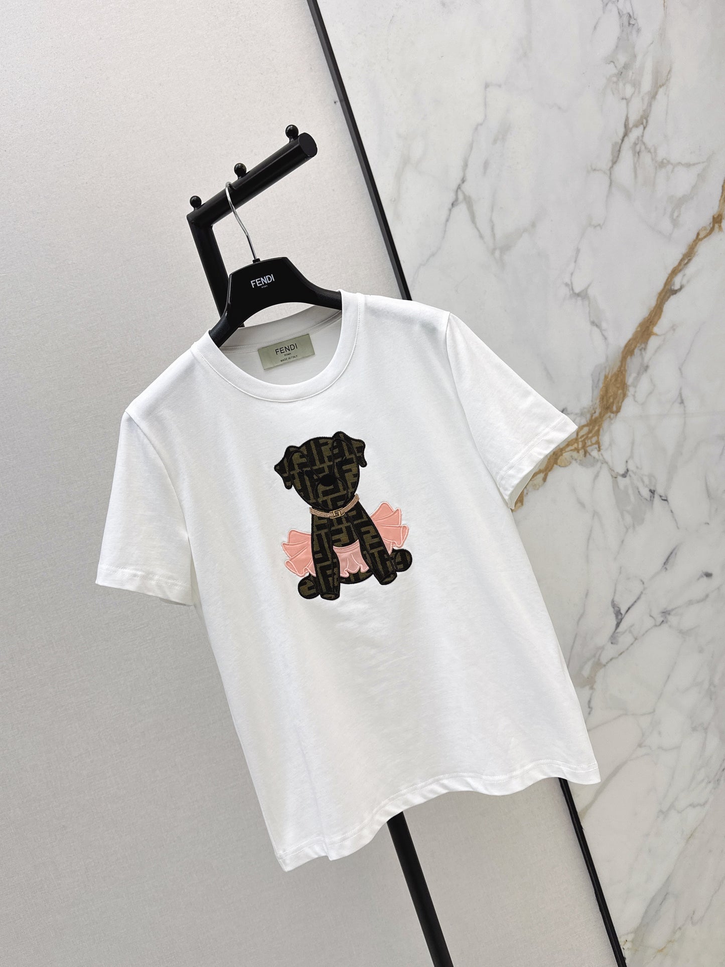 26SS NEUE bestickte T-Shirts