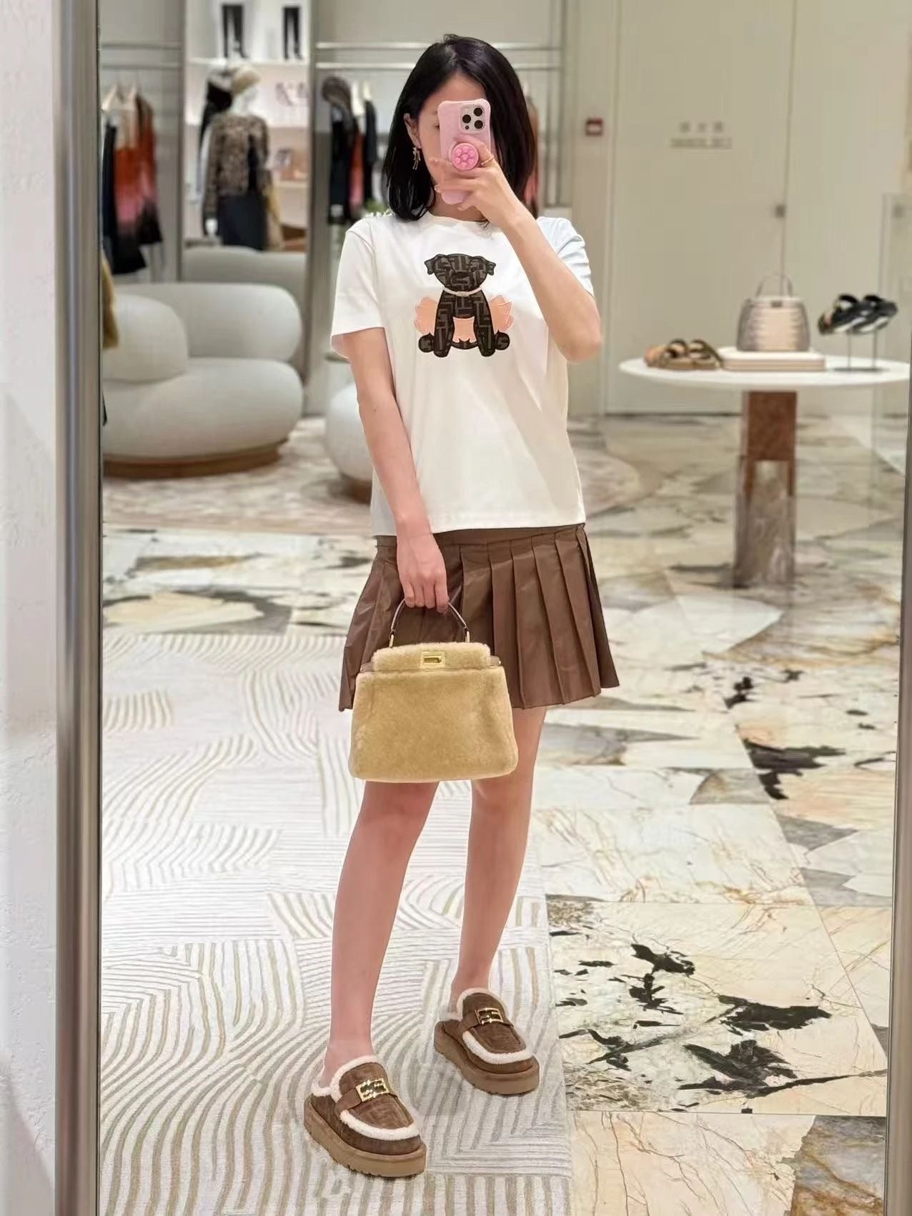 26SS NEUE bestickte T-Shirts