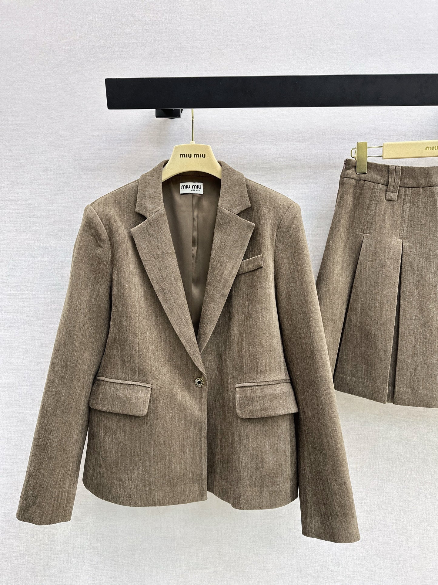 26SS NEW suit jacket pleated skirts