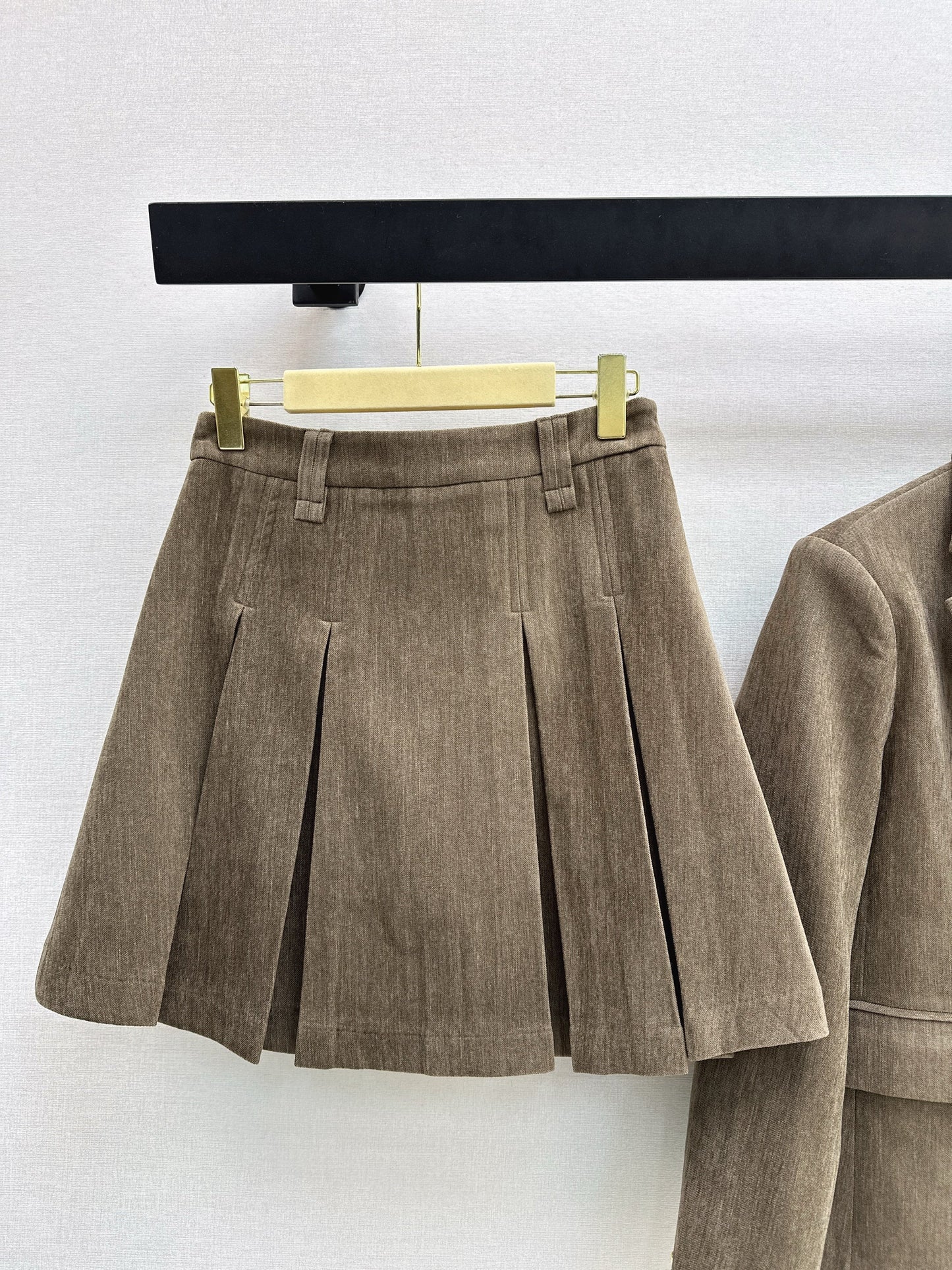 26SS NEW suit jacket pleated skirts