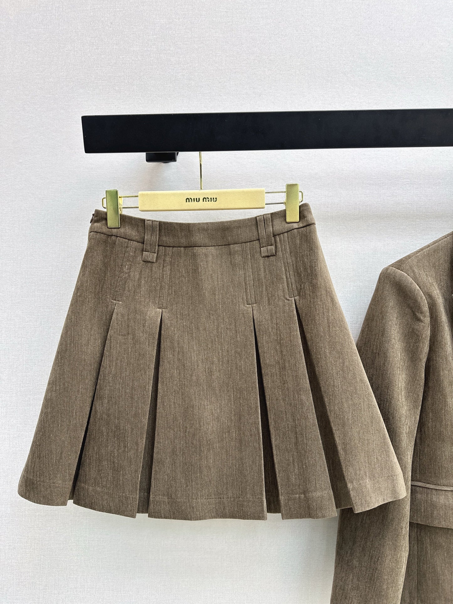 26SS NEW suit jacket pleated skirts