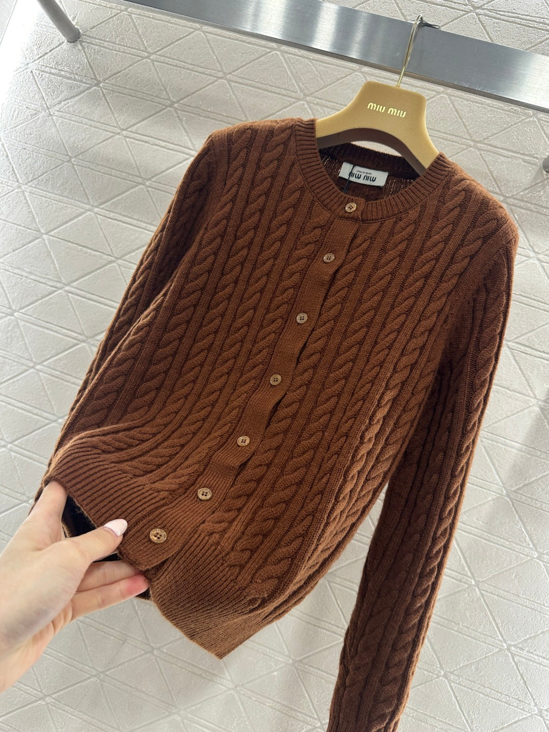 26SS NEUER Strickcardigan